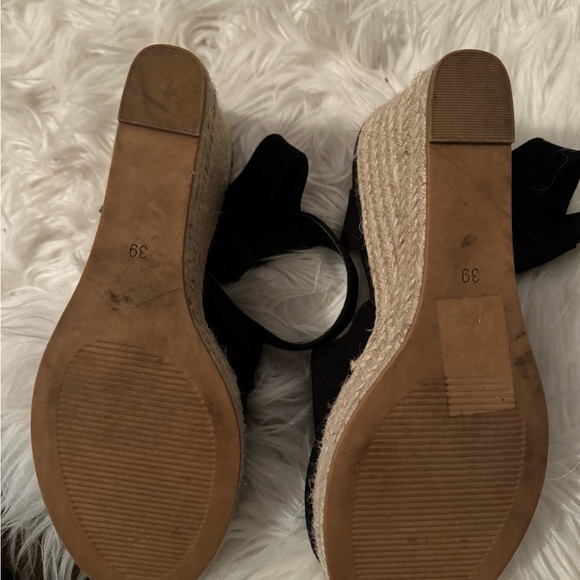 H&M - Picture 2 of 3